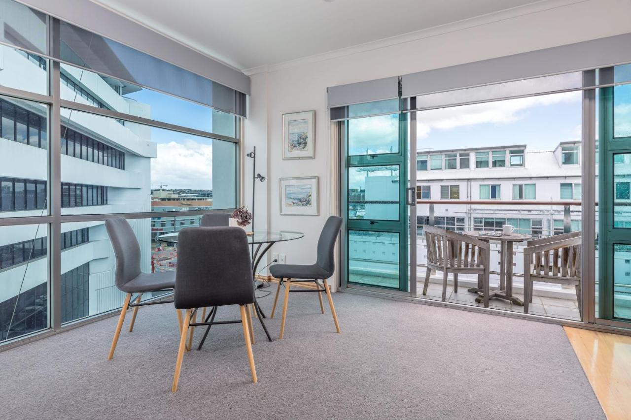 Stunning Waterfront Location With Huge Balcony! Apartment Auckland Exterior photo
